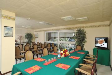 Отель Vittoria (Riccione) Италия, Риччоне, фото 4