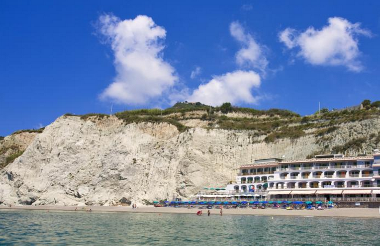 Vittorio Beach Resort