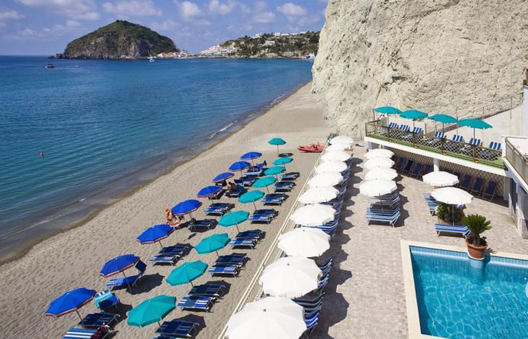 Vittorio Beach Resort