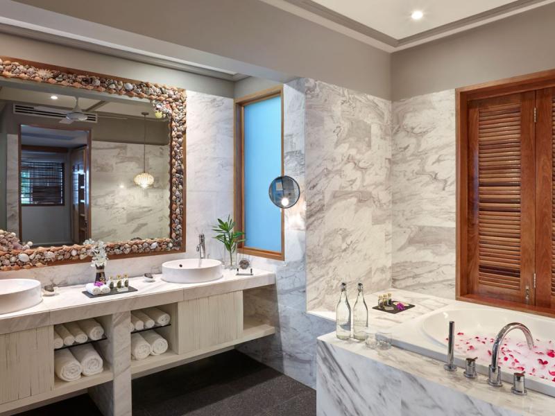 Taj Coral Reef Resort & Spa