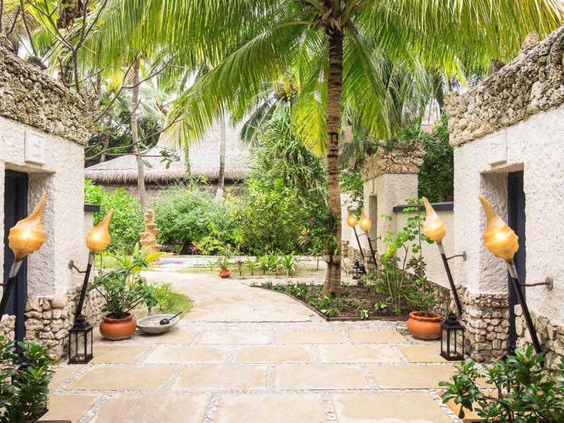 Taj Coral Reef Resort & Spa