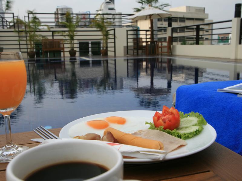 D Varee Diva Bally Sukhumvit