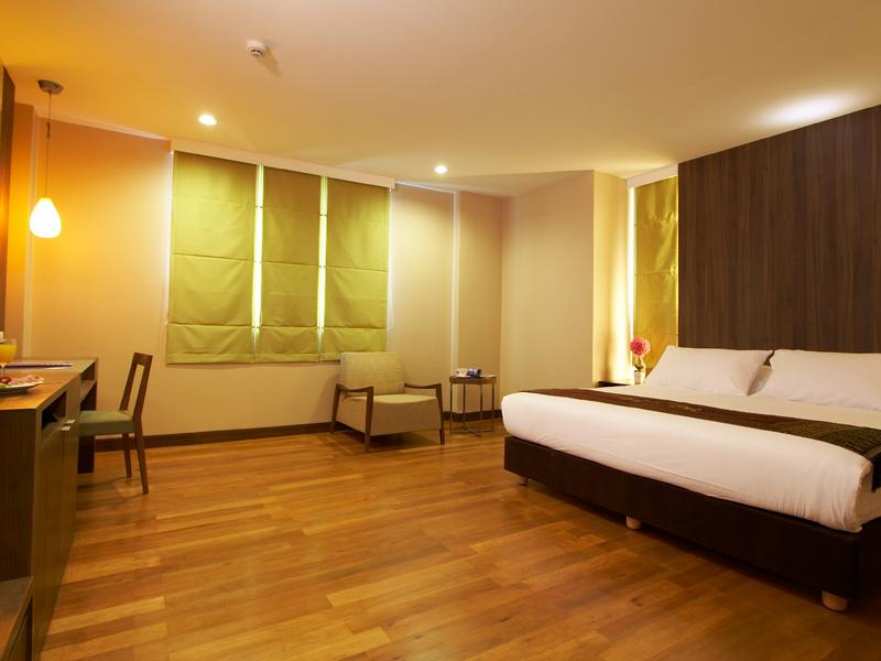 D Varee Diva Bally Sukhumvit