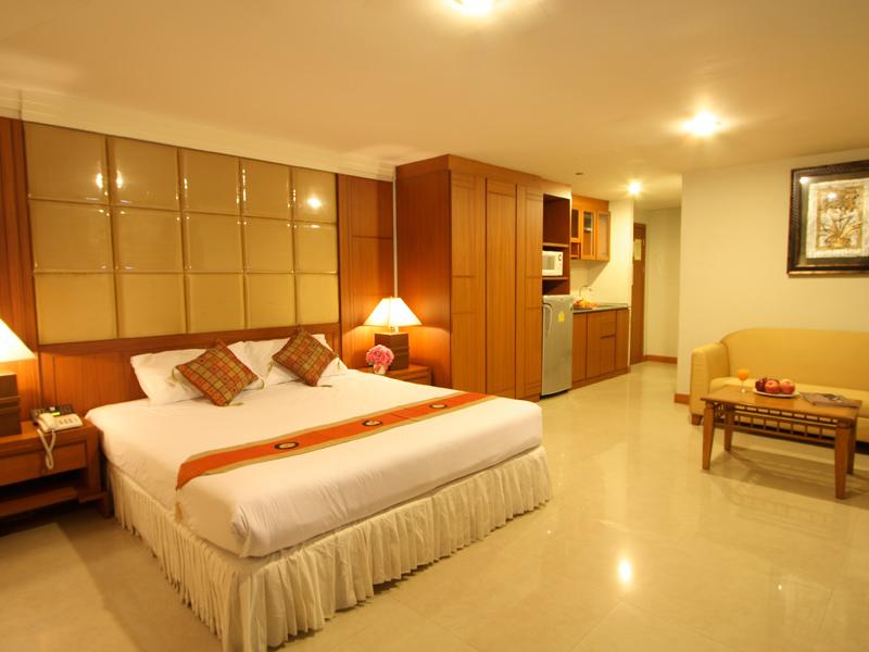 D Varee Diva Bally Sukhumvit
