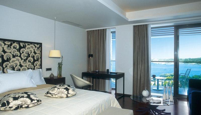 The Roc Club, A Grecotel Hotel to Live
