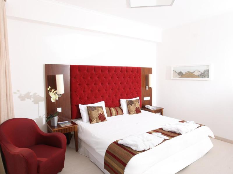 Vrissiana Beach Hotel