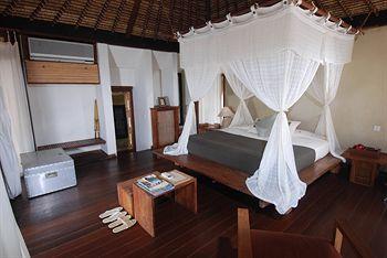 NusaBay Menjangan by WHM