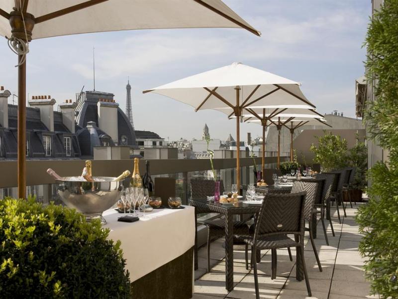 Warwick Paris