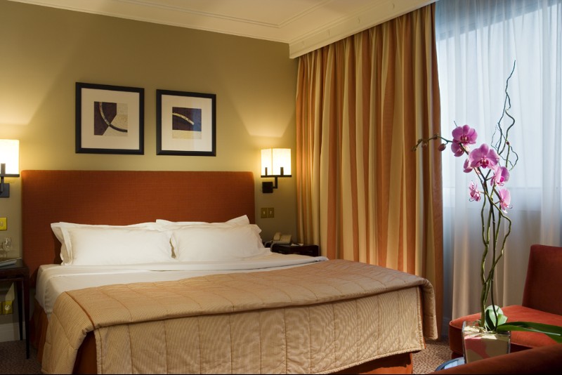 Warwick Paris