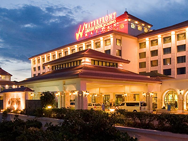 Waterfront Airport Hotel and Casino Mactan