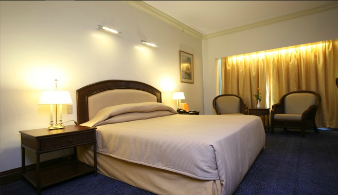 Waterfront Cebu City Hotel & Casino 