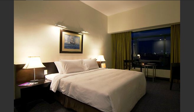 Waterfront Cebu City Hotel & Casino 