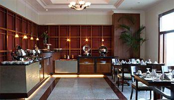 Отель Waterfront Cebu City Hotel & Casino  Филиппины, о Себу, фото 59