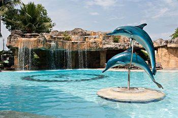 Waterfront Cebu City Hotel & Casino 