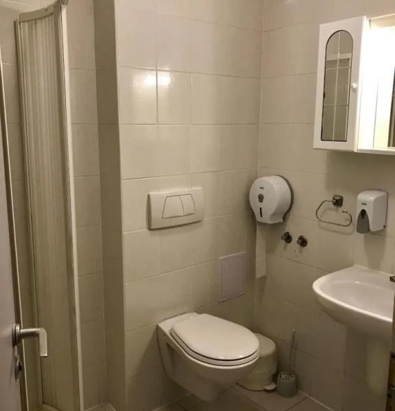 Well Hotel