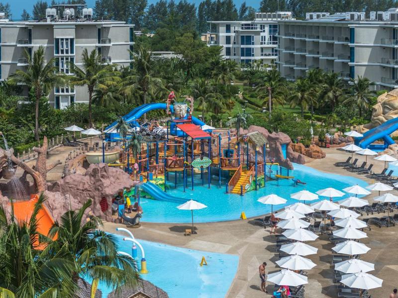 Splash Beach Resort 