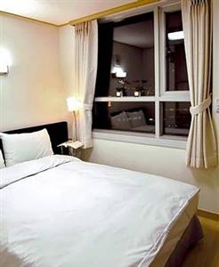 Western Coop Residence