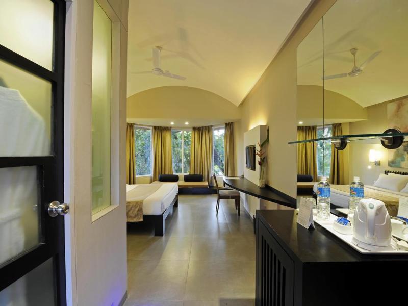 Whispering Palms Beach Resort