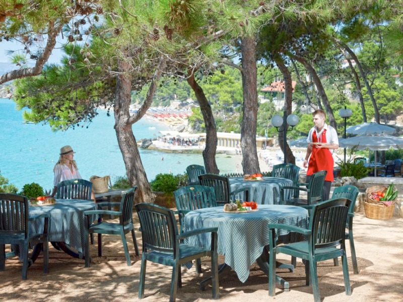 White Rocks Hotel & Bungalows