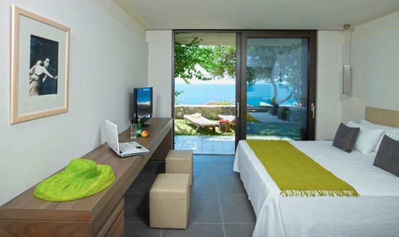 White Rocks Hotel & Bungalows