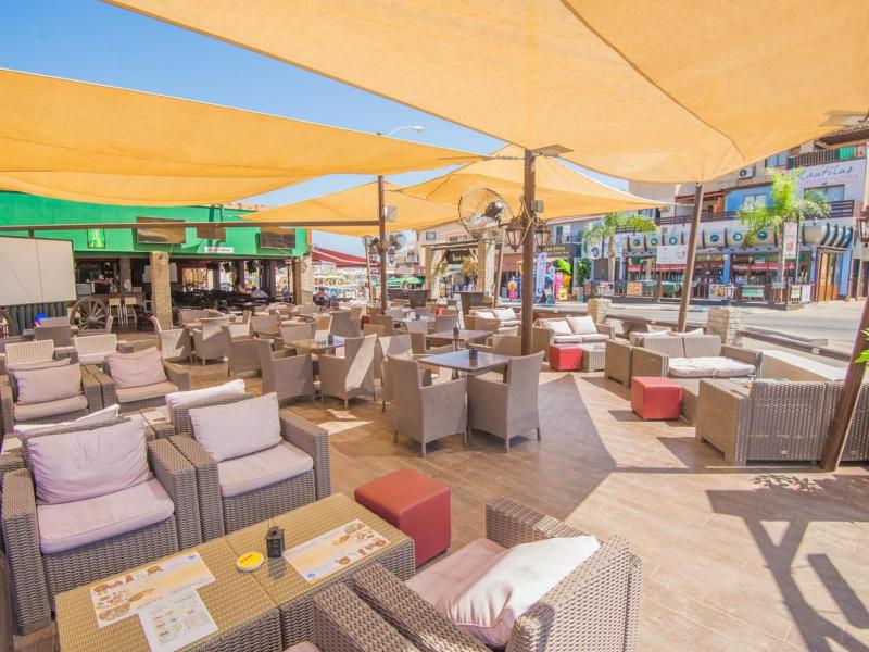 Windmills Hotel Apartments