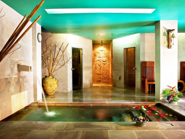 The Sunset Beach Resort & Spa Taling Ngam