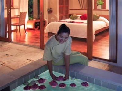The Sunset Beach Resort & Spa Taling Ngam