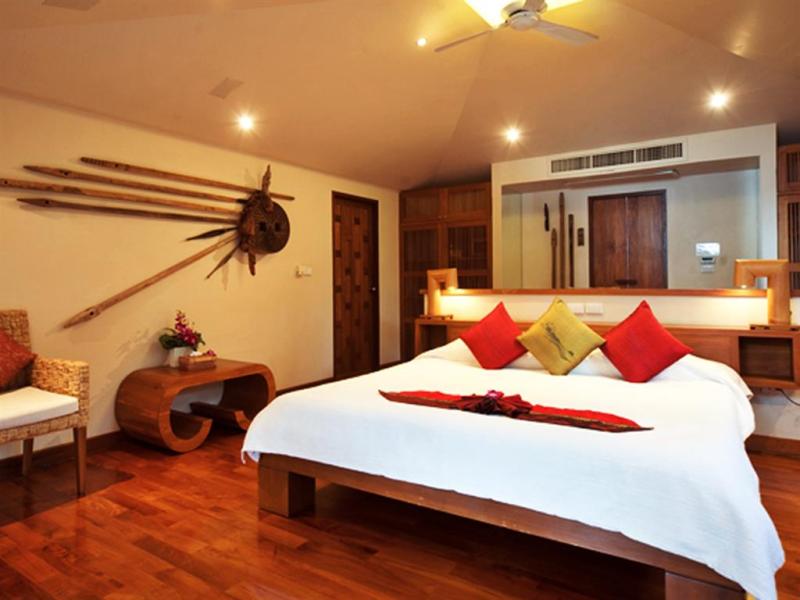 The Sunset Beach Resort & Spa Taling Ngam