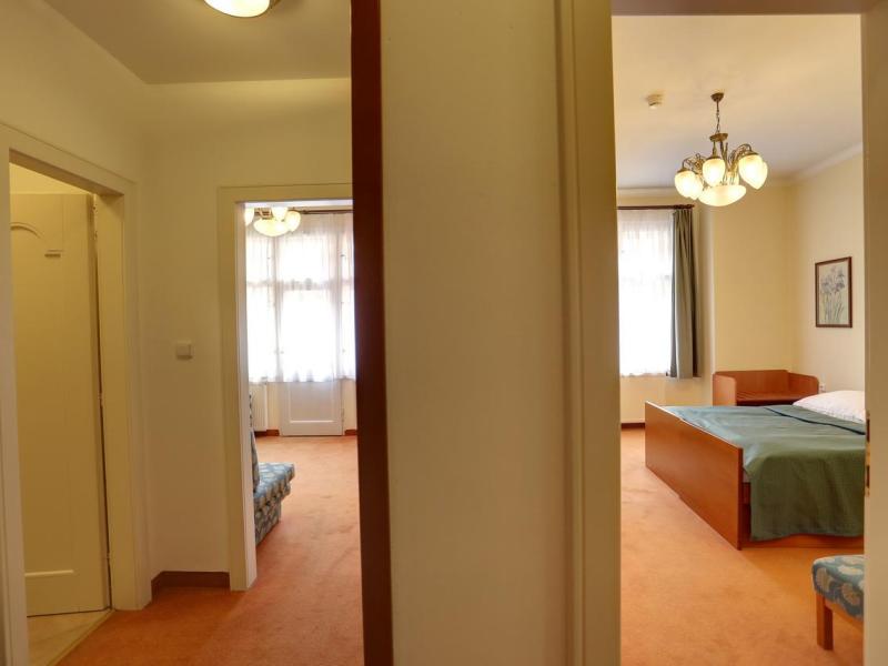 Art Deco WOLKER by ASTORIA Hotel & Medical Spa