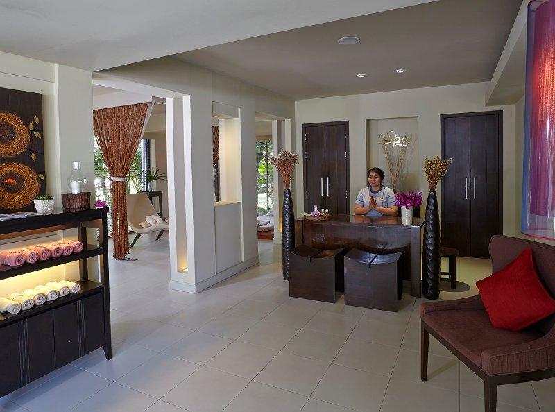 Woodlands Hotel & Resort