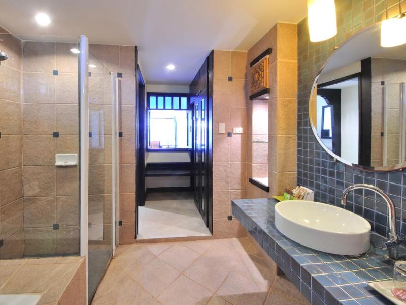 Woraburi Phuket Resort & Spa