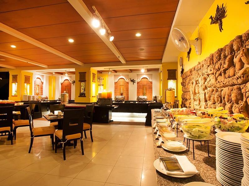 Woraburi Phuket Resort & Spa