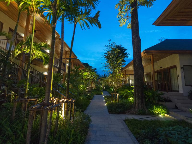 Banana Fan Sea Resort