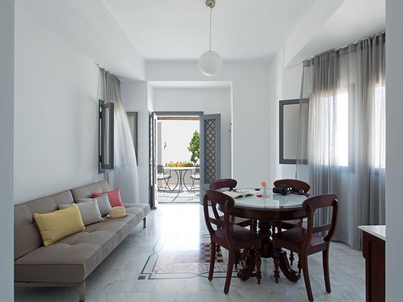 Xenones Filotera Hotel