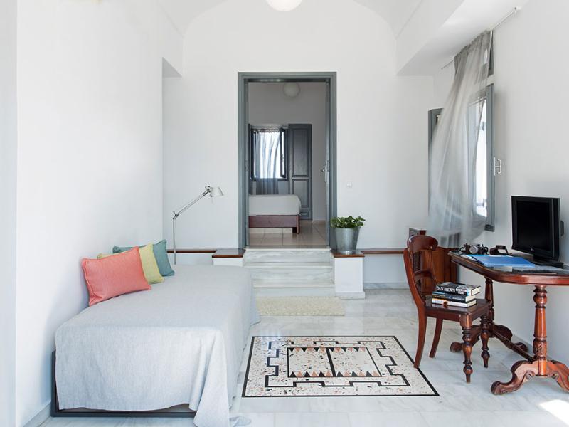 Xenones Filotera Hotel