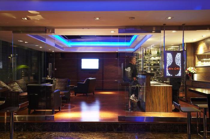 Bandara Suites Silom