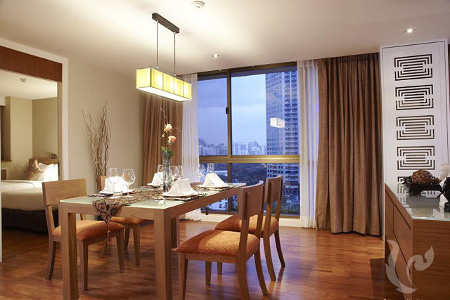 Bandara Suites Silom