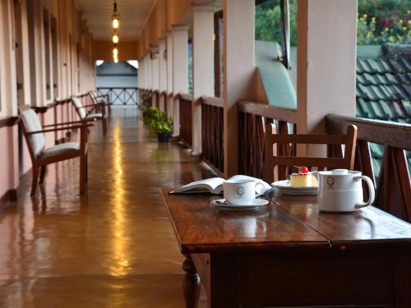 Bandarawela Hotel