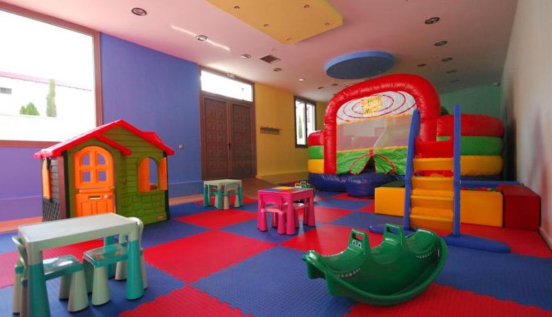 4 Epoxes Hotel Spa