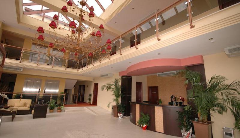 4 Epoxes Hotel Spa