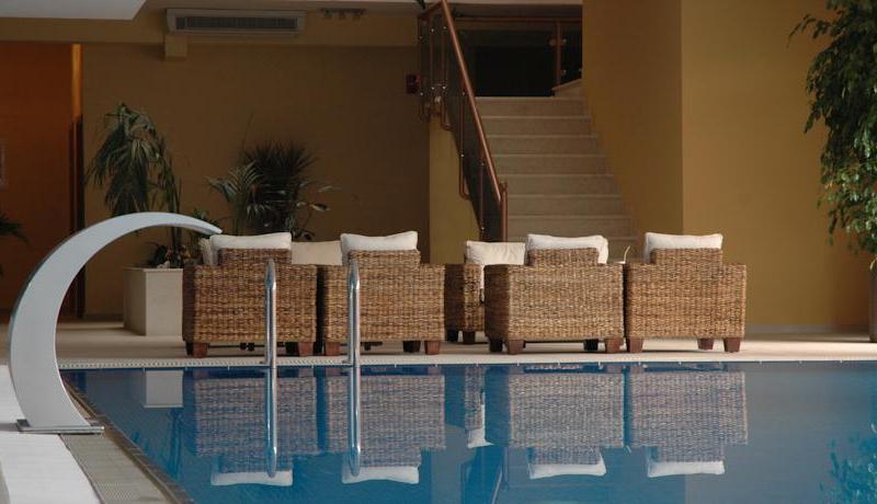 4 Epoxes Hotel Spa