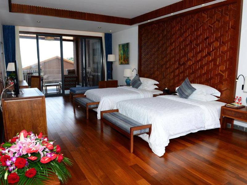 Yalong Bay Earthly Paradise Bird's Nest Resort