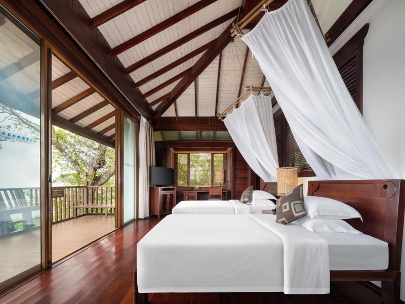 Yalong Bay Earthly Paradise Bird's Nest Resort