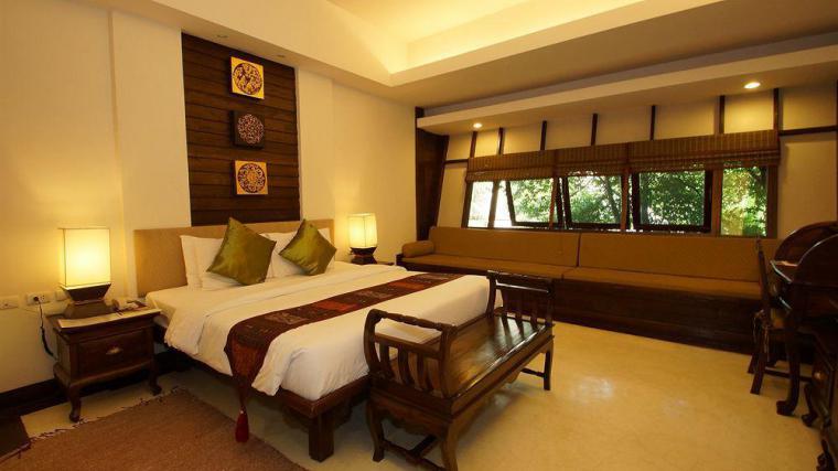 Yantarasri Resort