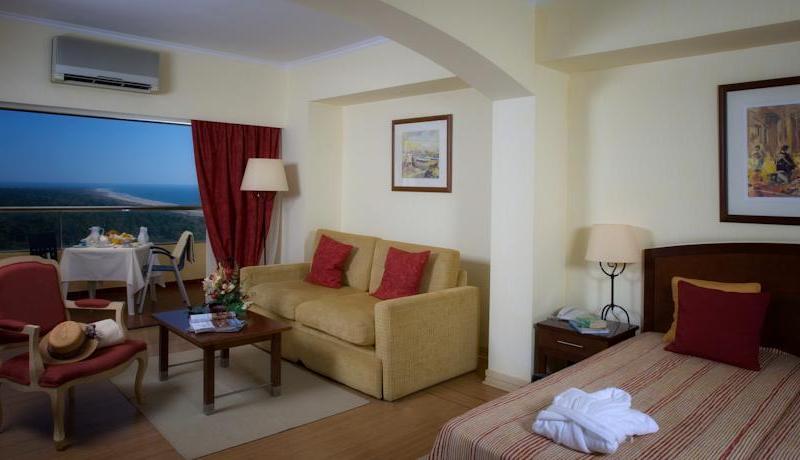 Yellow Praia Monte Gordo