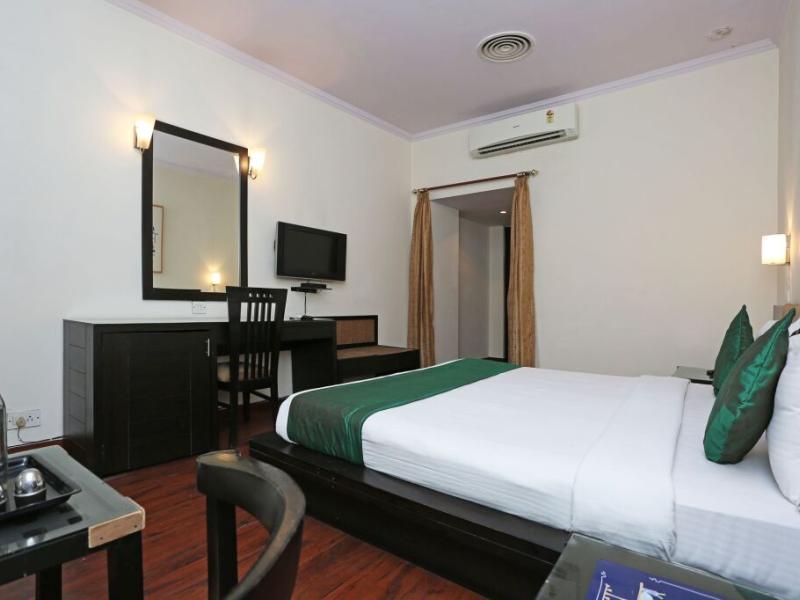 OYO 551 Hotel York