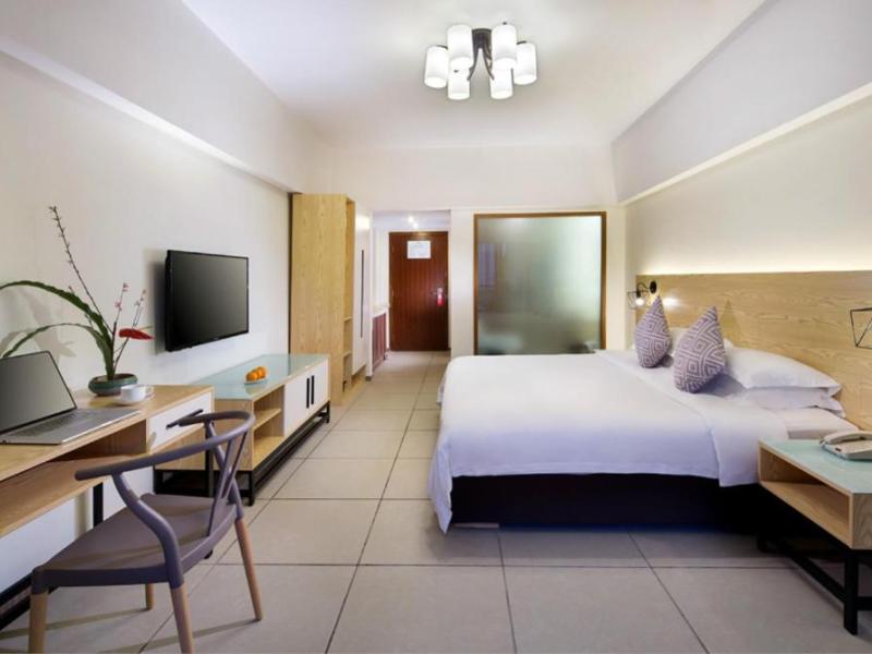 J Hotel (Natural Hot Spring)