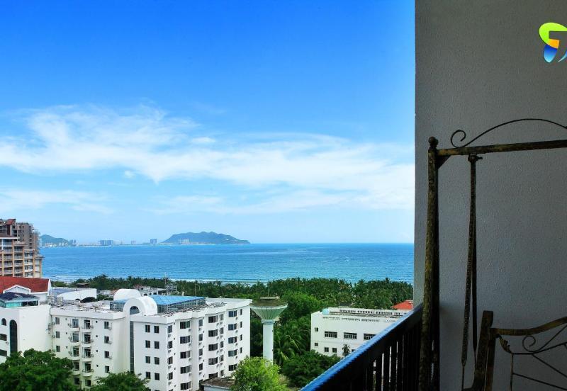 J Hotel (Natural Hot Spring)