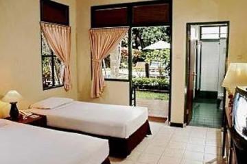 Отель Yulia Beach Inn Kuta Индонезия, о Бали, фото 2