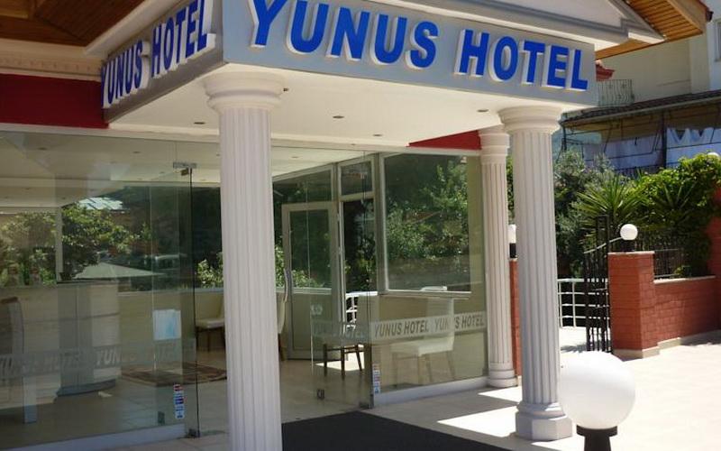 Yunus Hotel